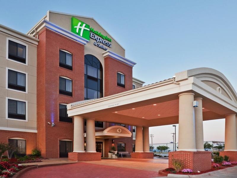 Holiday Inn Express Baton Rouge Downtown, An Ihg Hotel Exterior photo